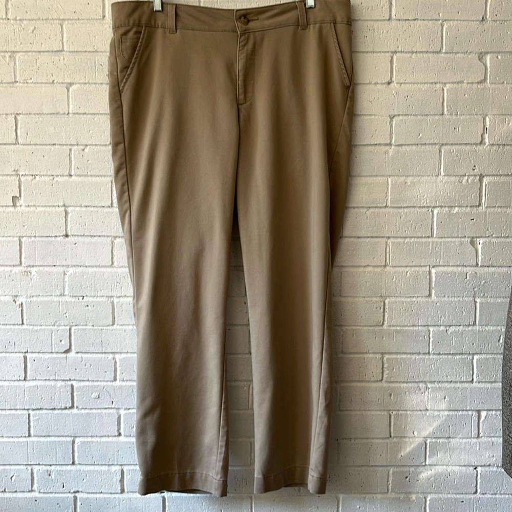 Riders by Lee Pants Beige Khaki Sz 18M Flat Front High Rise Straight Leg Baggy